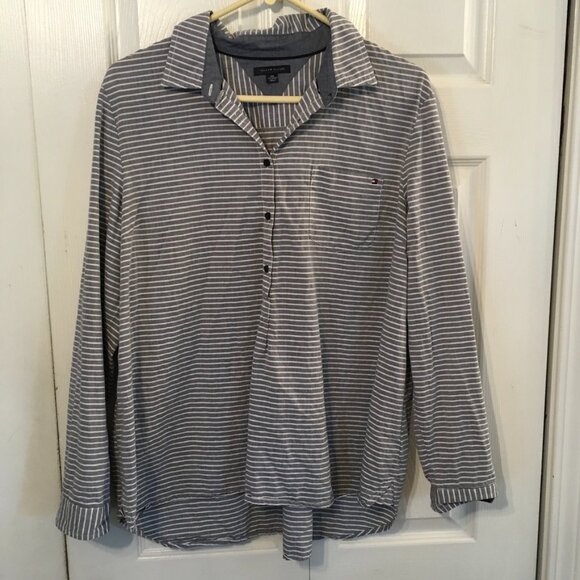 Tommy Hilfiger - Picture 1 of 9